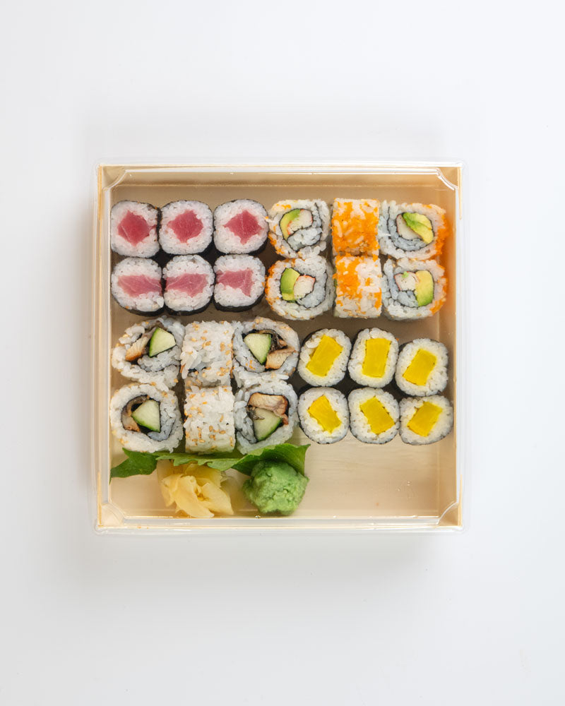 7"x7" Standard Balsa Wood Tray with Clear PET Lid