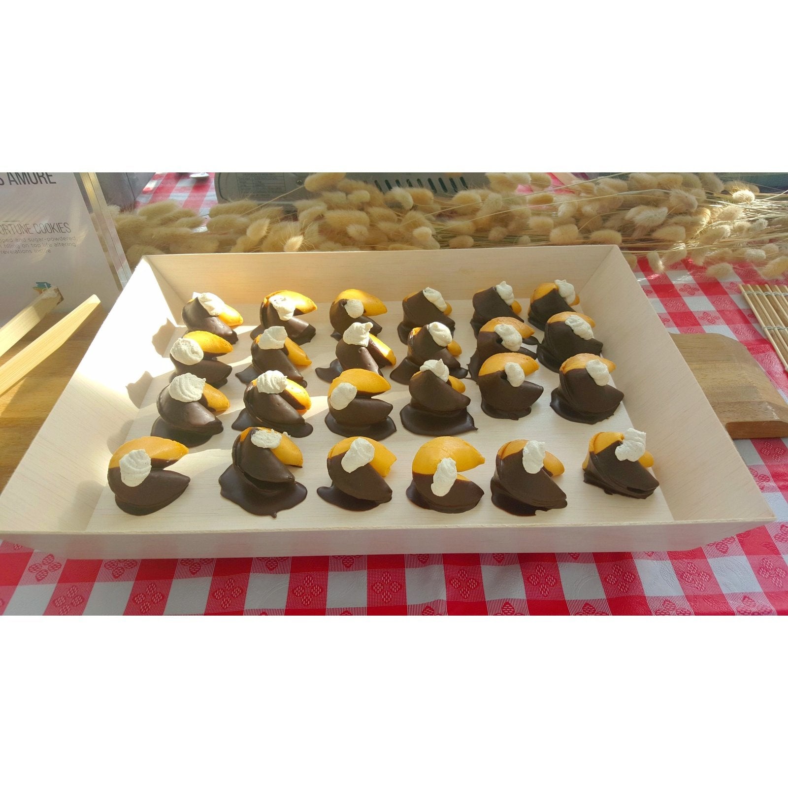 11" x 15" x 1.25" Fixed Side Large Tray (10 count Retail Pack) ESTIMATED RESUPPLY 2/15/21-VerTerra Dinnerware