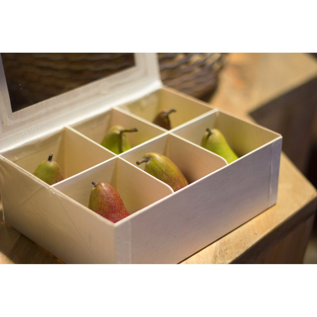 https://www.verterra.com/cdn/shop/products/8x11_inch_Bento_Balsa_Wood_Disposable_Box_with_window_and_attached_Lid.jpg_4_1_1024x1024.jpg?v=1702296428
